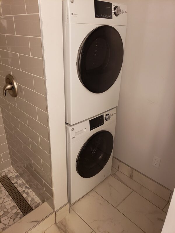 Fisher Apartments | Metropolitan Place Apartment