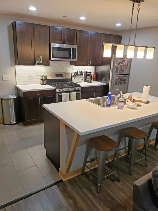Fisher Apartments | Metropolitan Place Apartment