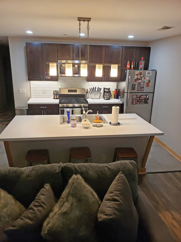 Fisher Apartments | Metropolitan Place Apartment